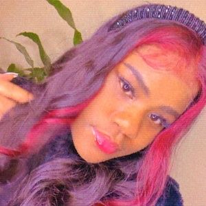 Meet your Posher, Quëën